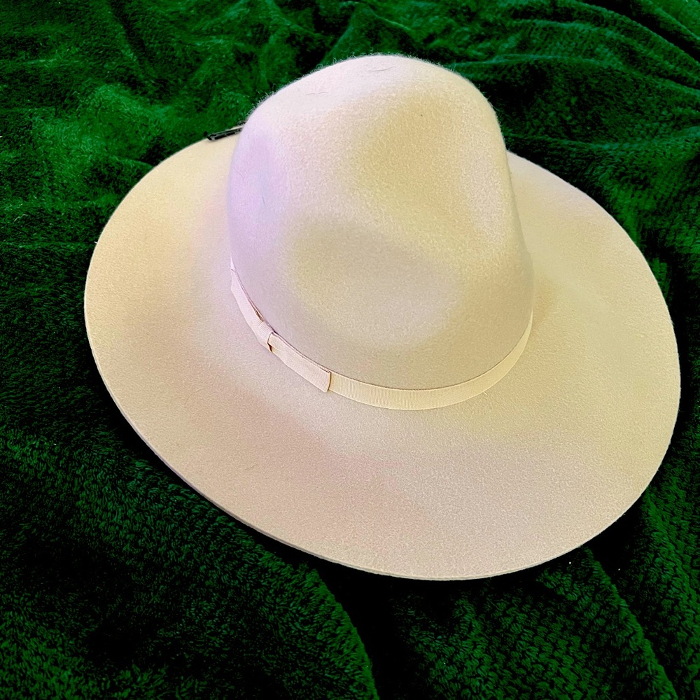 Blush Wool Hat